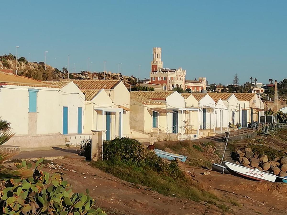 La Trinacria Di Capo Passero Portopalo Di Capo Passero Exterior photo