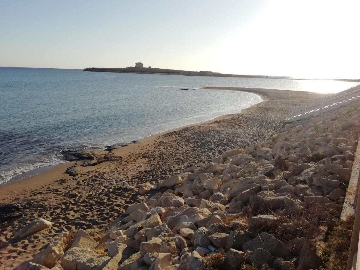 La Trinacria Di Capo Passero Portopalo Di Capo Passero Exterior photo